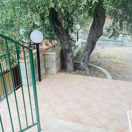 Calava Aparthotel