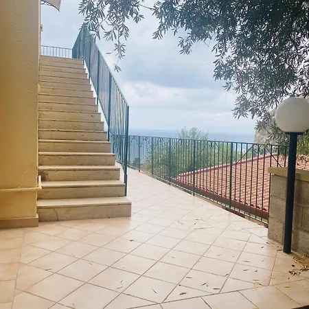 Calava Lägenhetshotell Gioiosa Marea