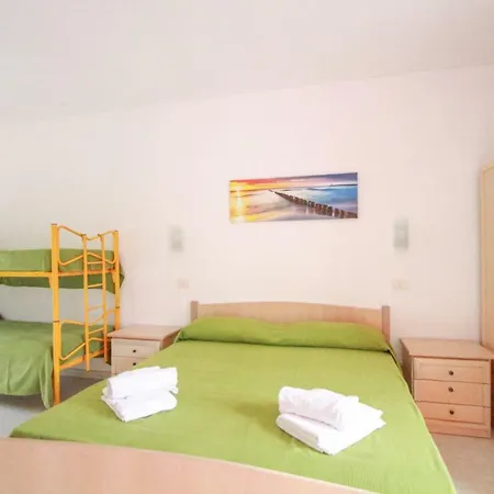 Calava Lägenhetshotell Gioiosa Marea