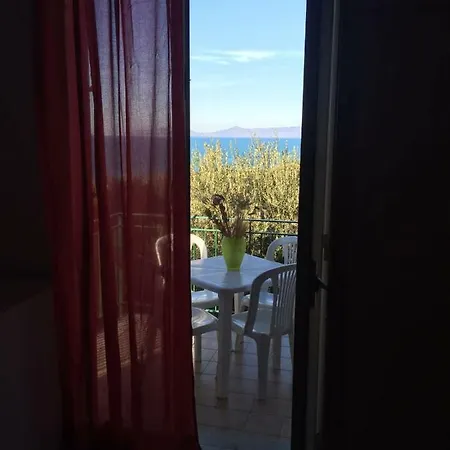 Ξενοδοχείο με διαμερίσματα Calava Gioiosa Marea
